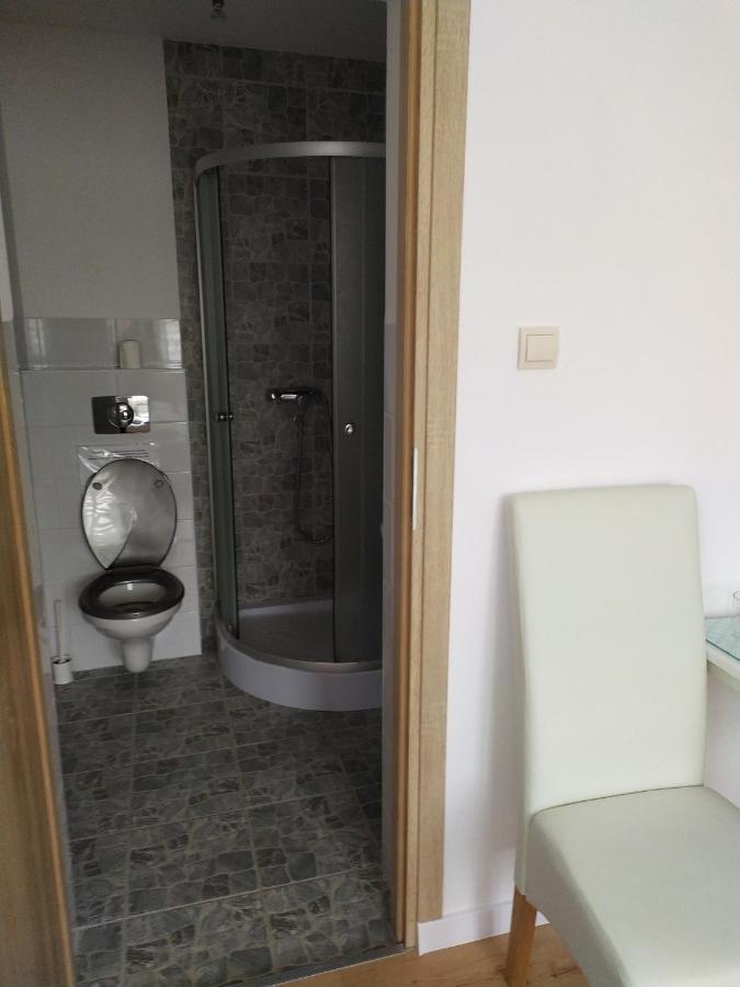Pokoje U Bozeny Apartamento Ostrowo  Exterior foto