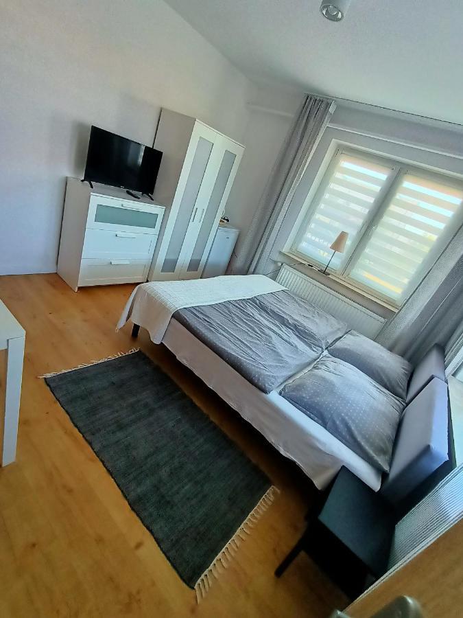 Pokoje U Bozeny Apartamento Ostrowo  Exterior foto