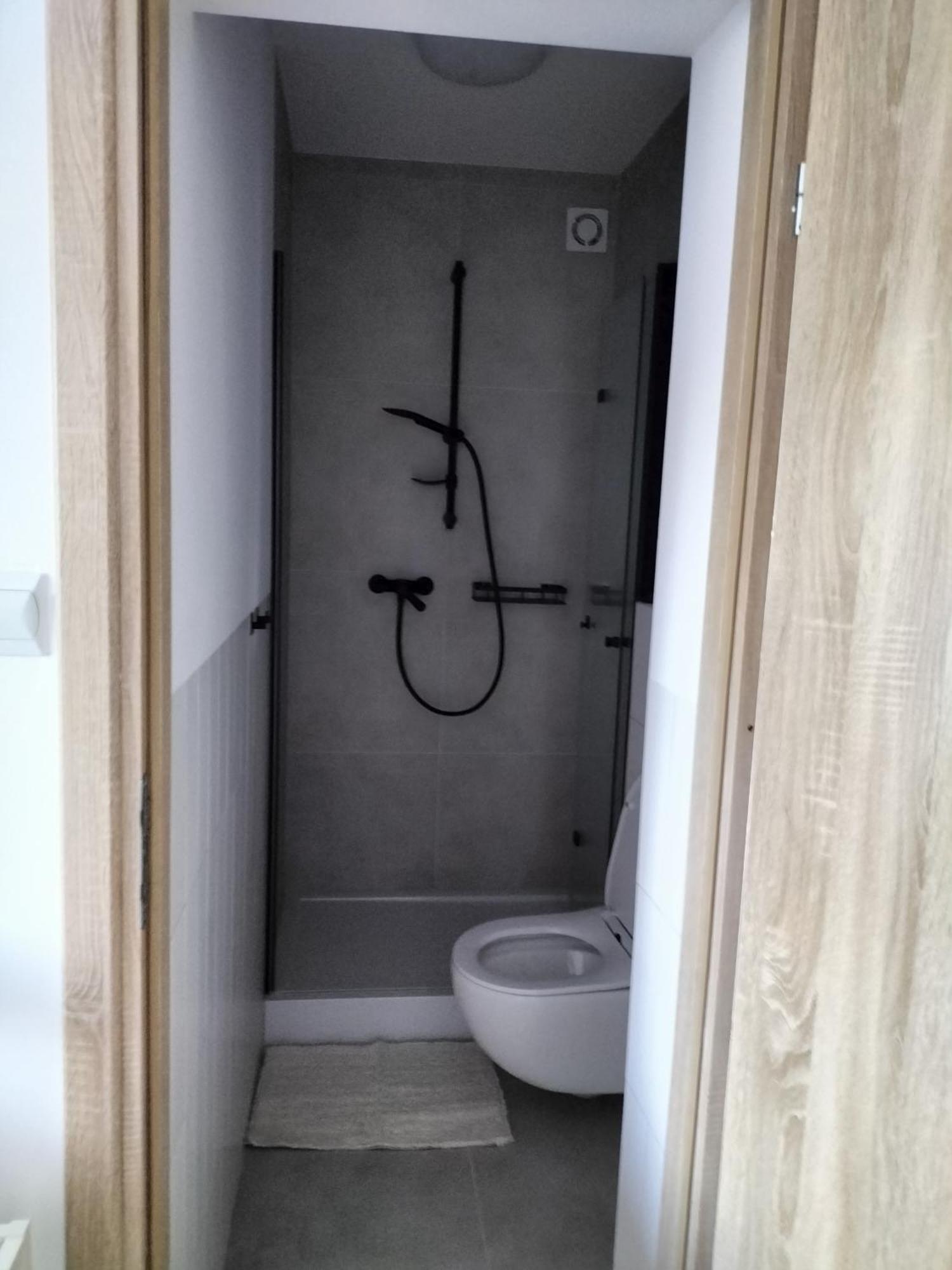 Pokoje U Bozeny Apartamento Ostrowo  Exterior foto